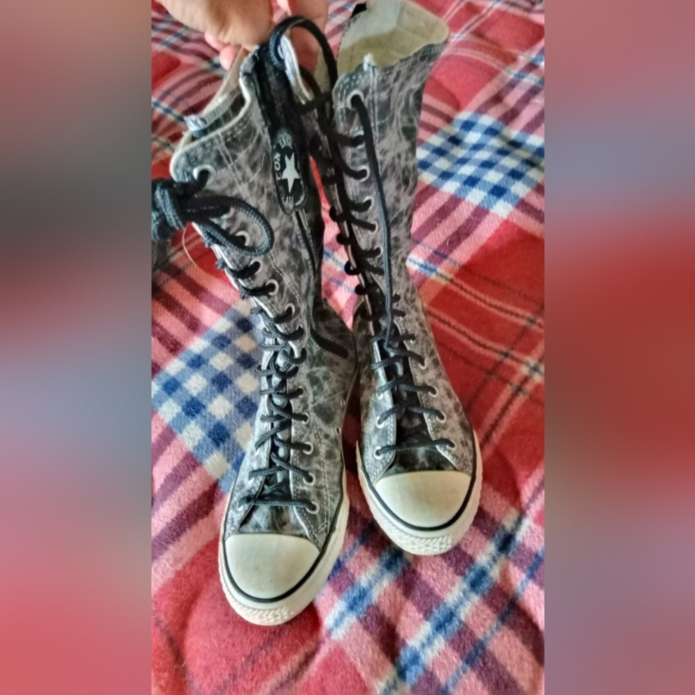 Zip Up Converse
